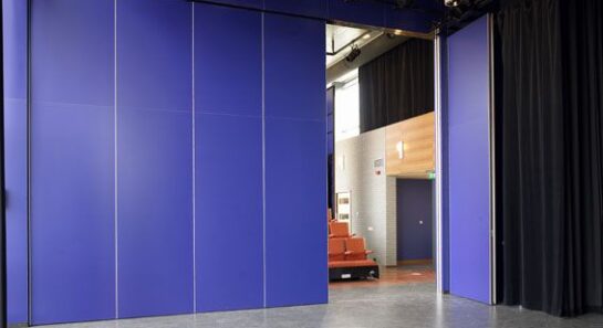 Ris Hotel en Theater